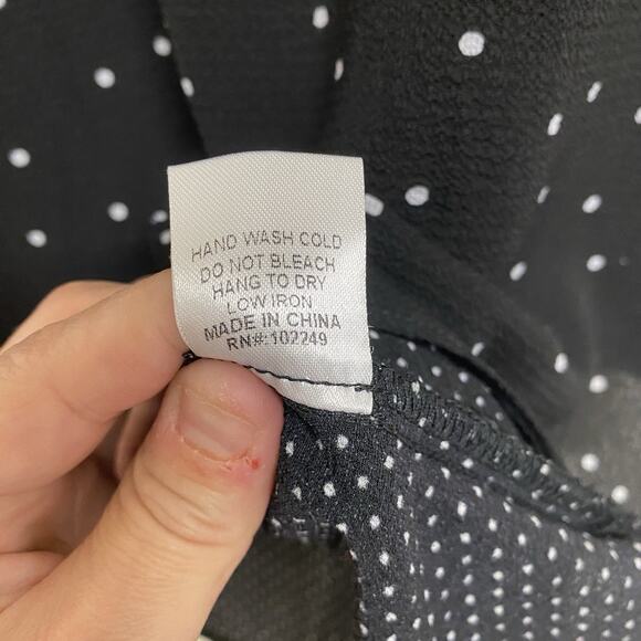 Skies Are Blue Sleeveless Two Layered Blouse Black Polk A Dot Woman S Split Back - Picture 5 of 6